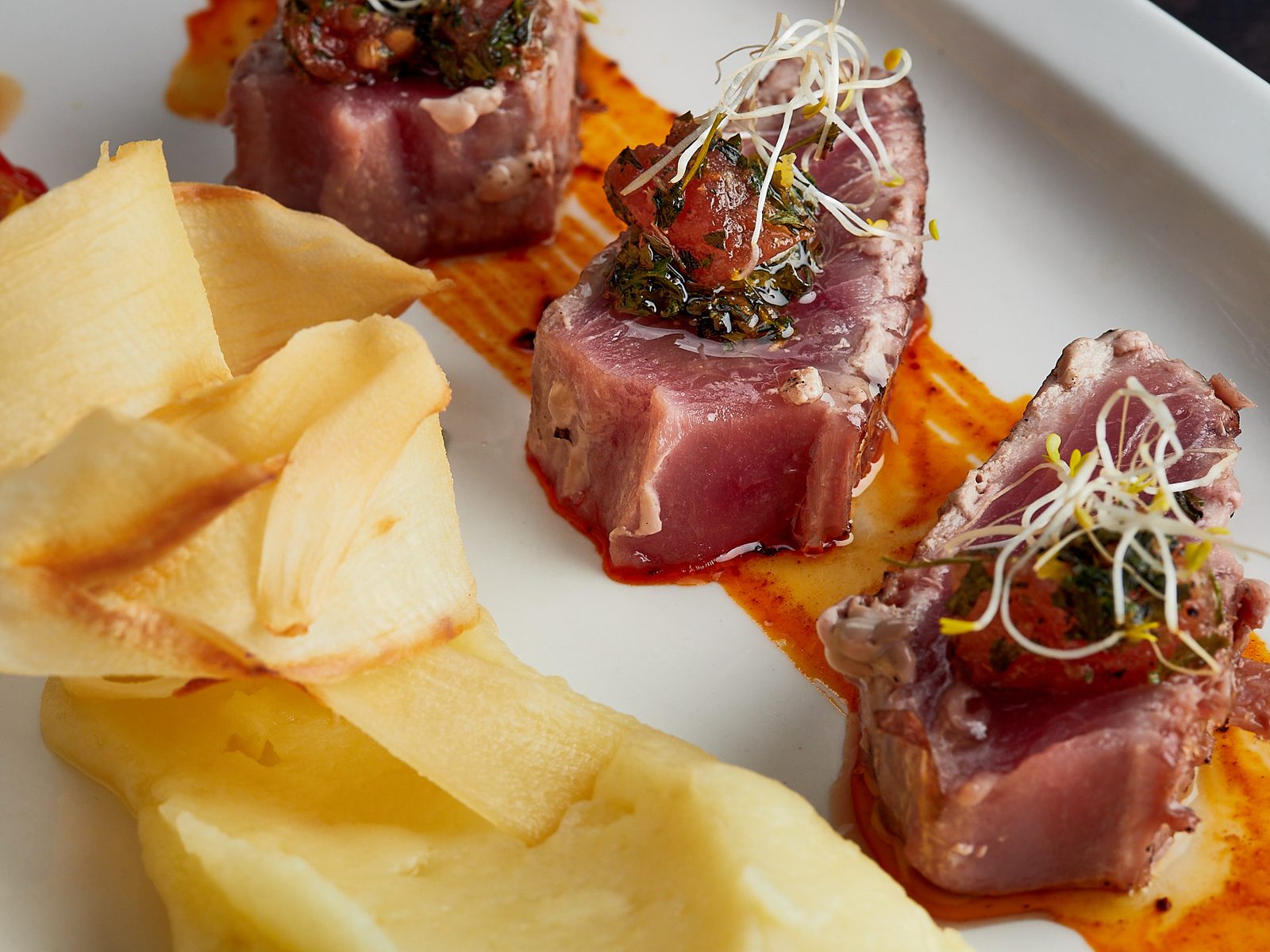 Tonyina tataki amb acompanyament